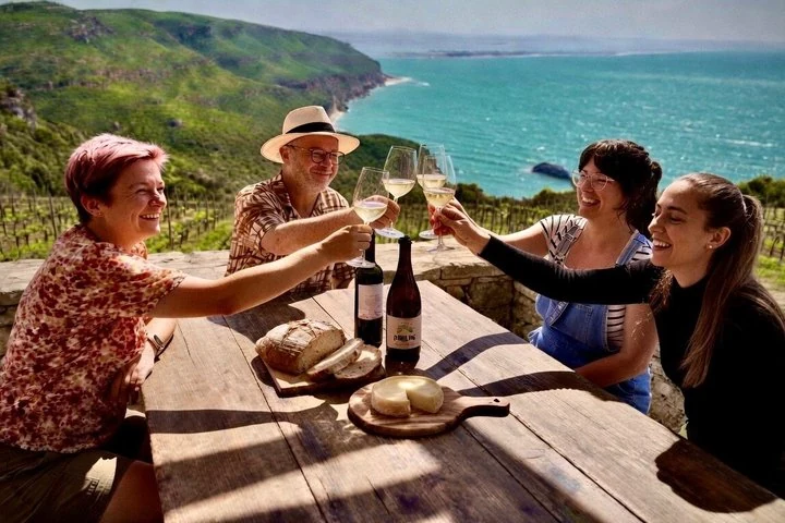 Arrábida Private Wine Tour from Lisbon — All-Inclusive — Setúbal · Arrábida (3)