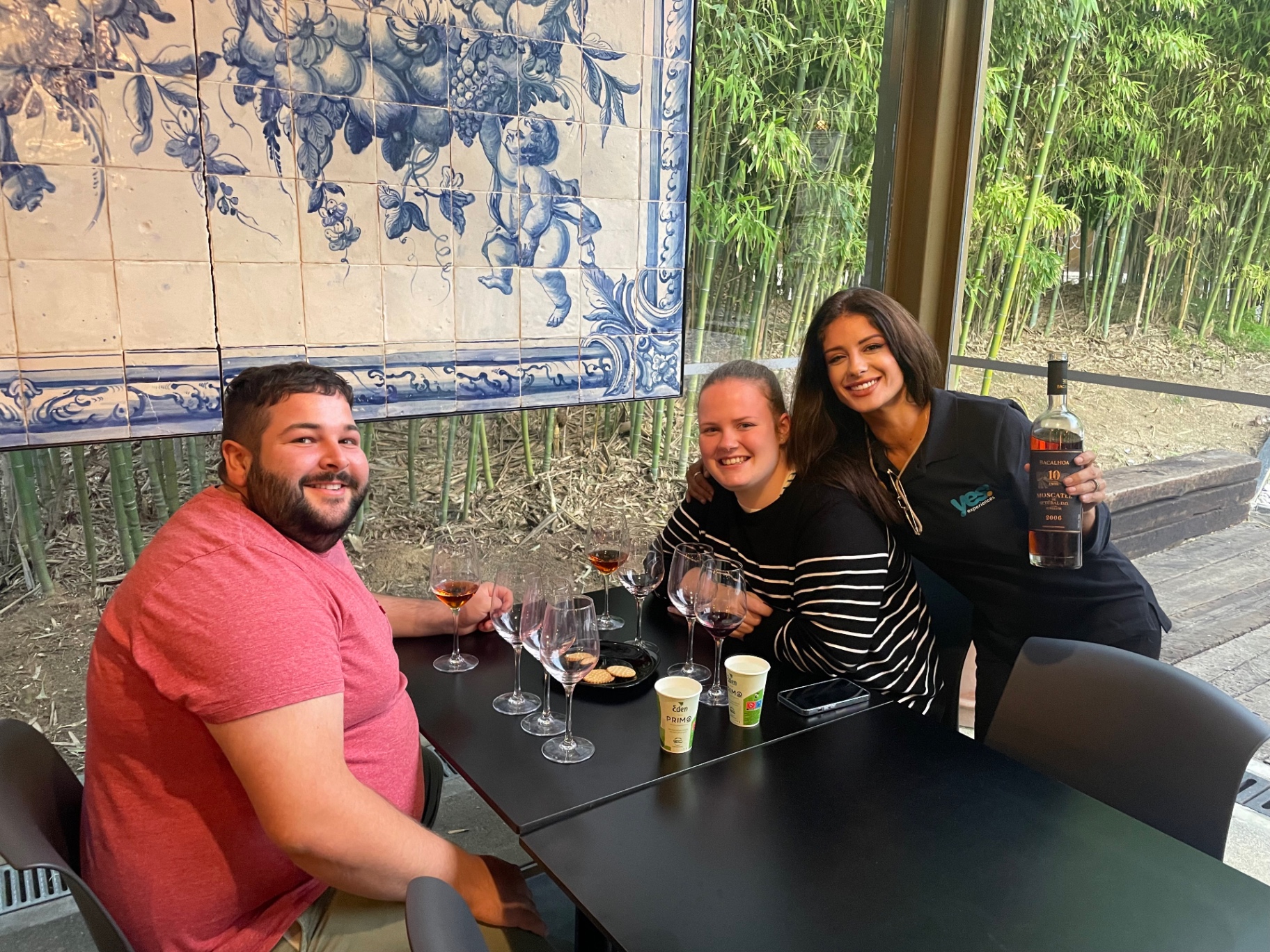 Nídia Almeida hosting a private wine experience with YES Experiences Portugal guests.