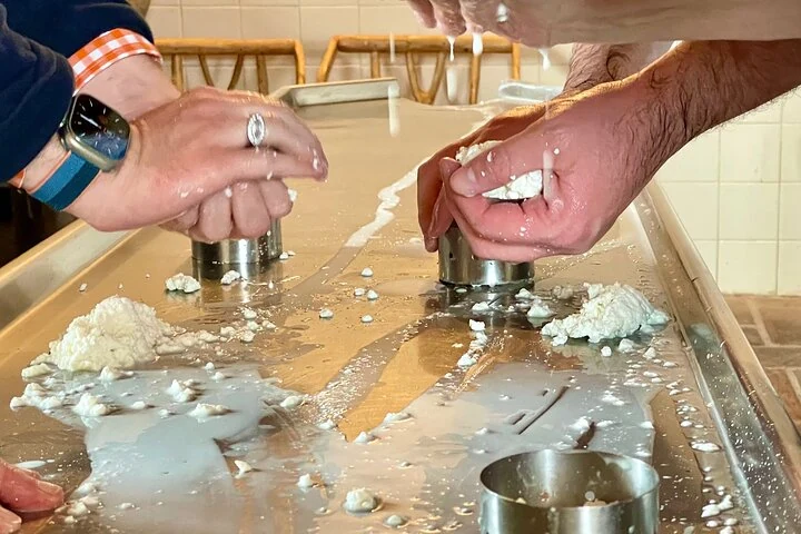 Azeitão Cheese-Making & Wine Private Tour from Lisbon — Azeitão · Sesimbra (3)